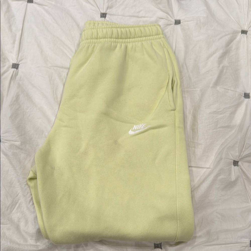 Nike mens Light Green Sweatpants